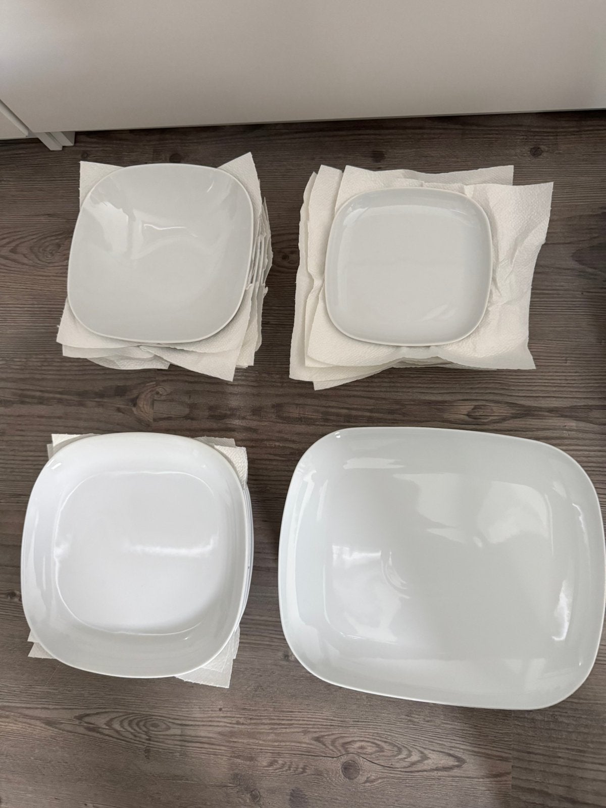 Servies (borden en kopjes), Ophalen, Gebruikt, Bord(en), Overige stijlen