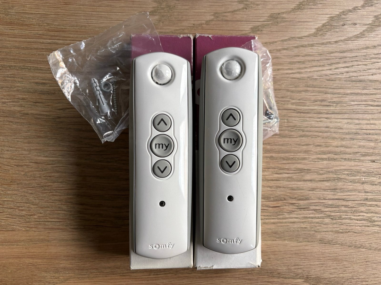 2x Nieuwe Somfy Telis 1 RTS handzender afstandsbediening, Ophalen of Verzenden, Nieuw, Overige typen