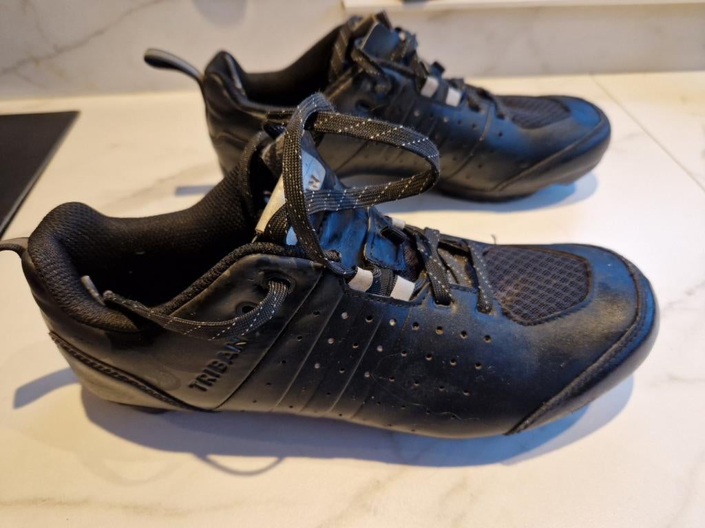 Triban MTB spd / klik schoenen
maat 40, Ophalen of Verzenden, Zo goed als nieuw