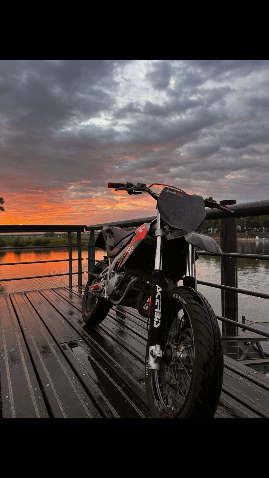 Aprilia sx 50 (zeldzaam), Fietsen en Brommers, Brommers | Crossbrommers, Ophalen, Zo goed als nieuw, Overige merken