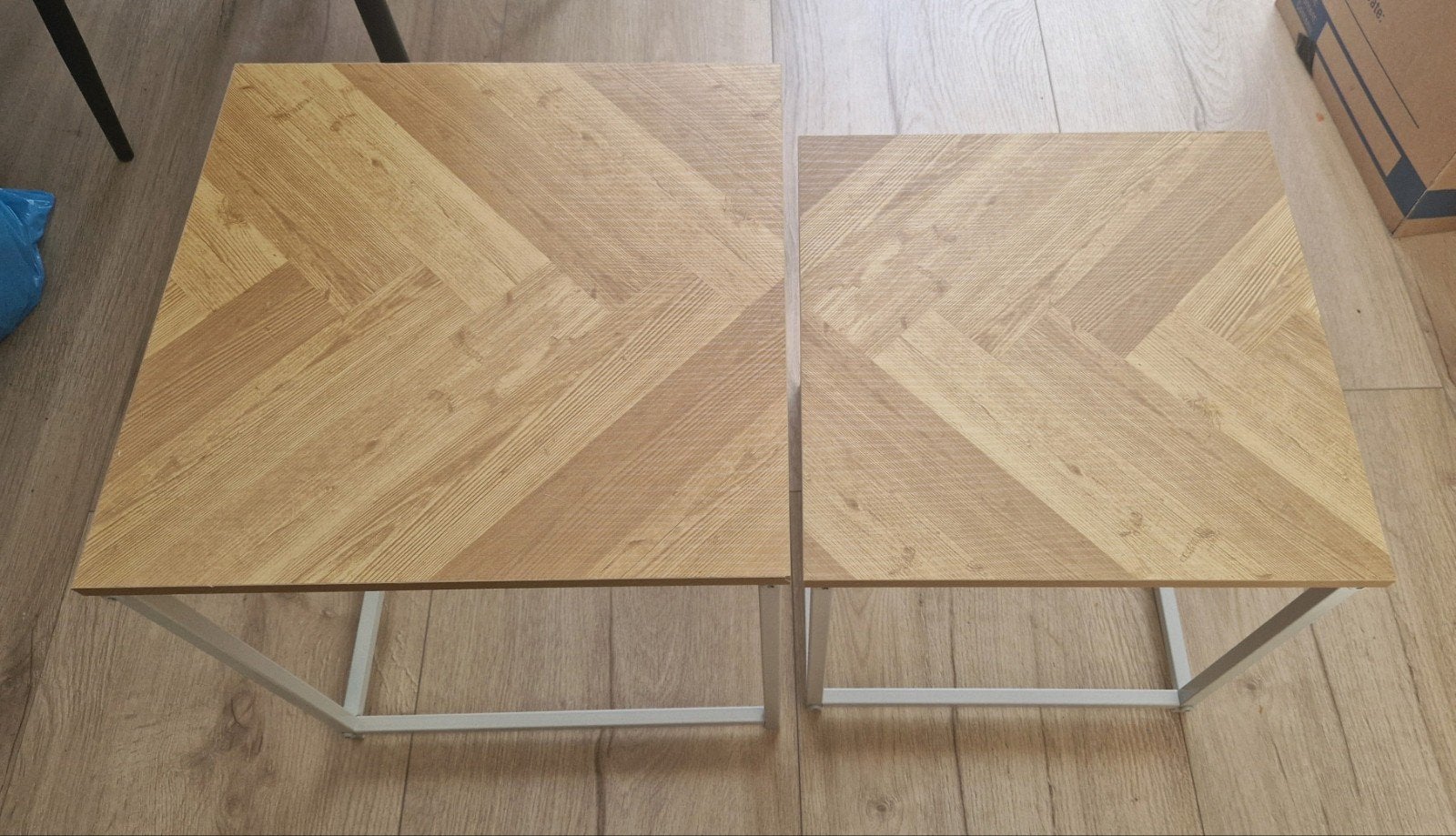 bijzettafel tafeltjes 2 stuks, visgraat hout/wit, Huis en Inrichting, Tafels | Salontafels, Ophalen, Minder dan 50 cm, 50 tot 100 cm