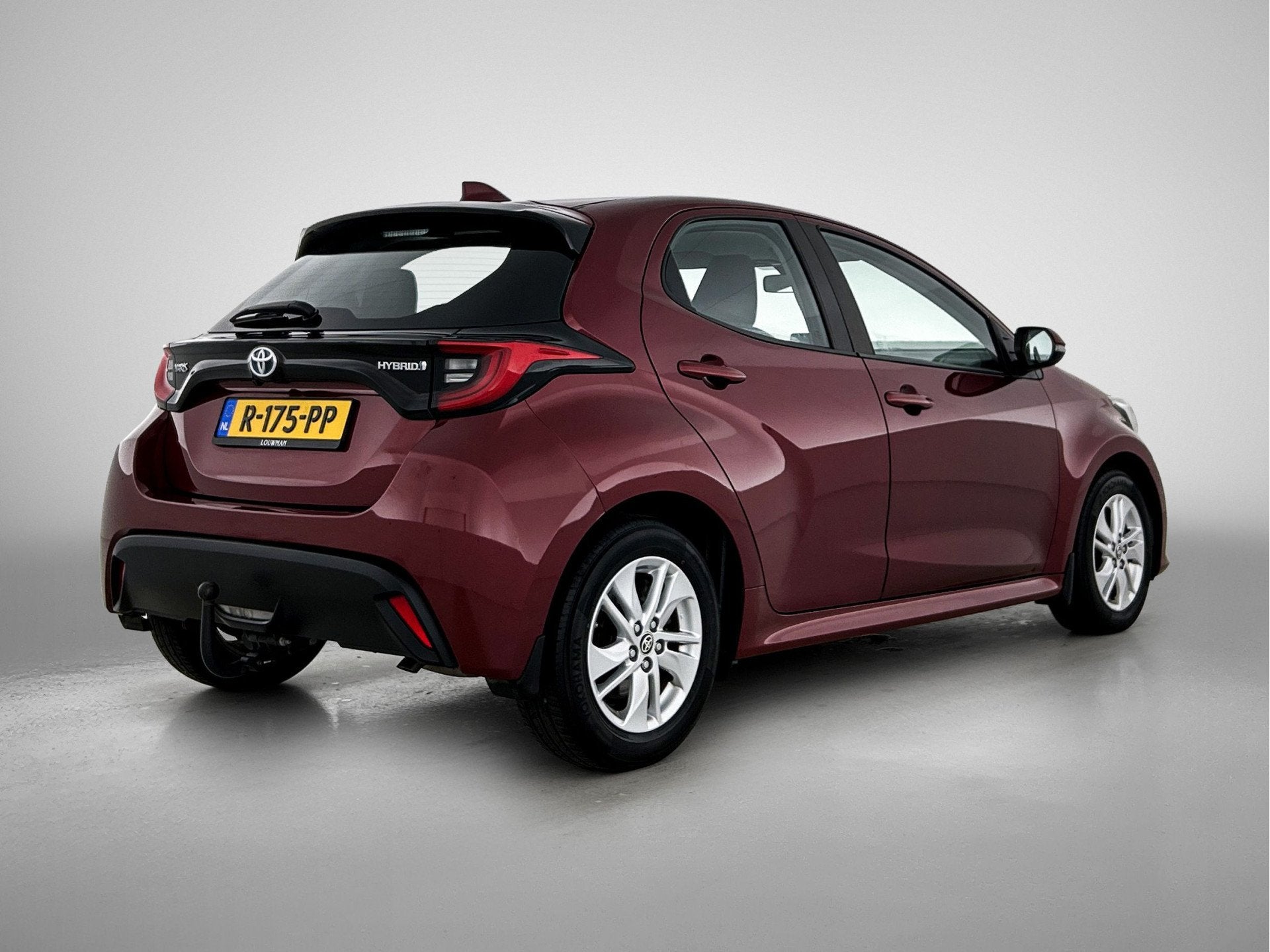 Toyota Yaris 1.5 Hybrid Comfort ACC | Clima | Carplay | Came, Auto's, Gebruikt, 49 €/maand, 1490 cc, Bedrijf