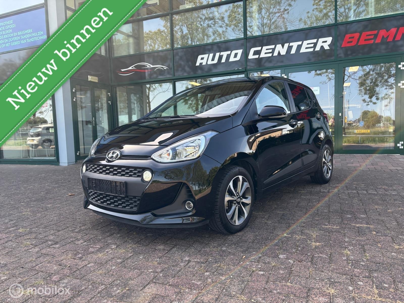 Hyundai i10 Automaat1.0i Comfort 5p., Auto's, Stof, Gebruikt, Zwart, Bedrijf