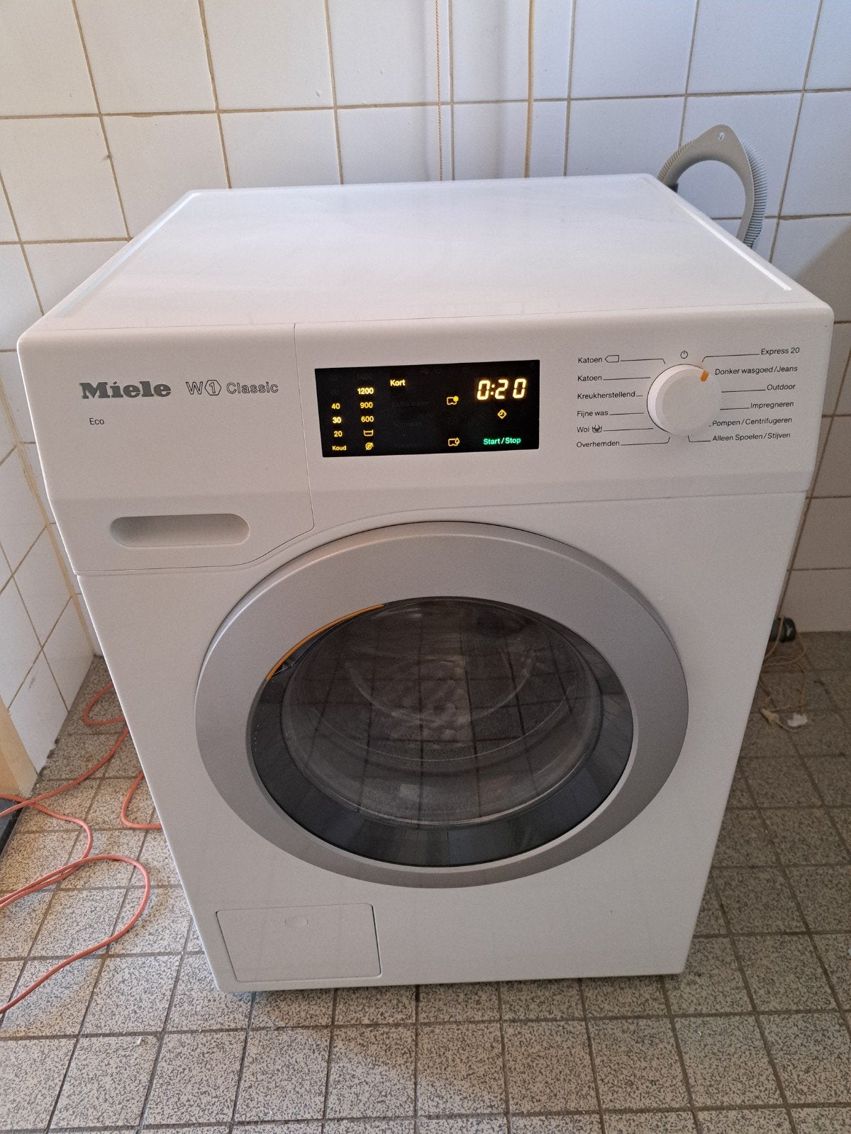 miele wasmachine, Witgoed en Apparatuur, Wasmachines, Ophalen, Zo goed als nieuw, 85 tot 90 cm, 1200 tot 1600 toeren