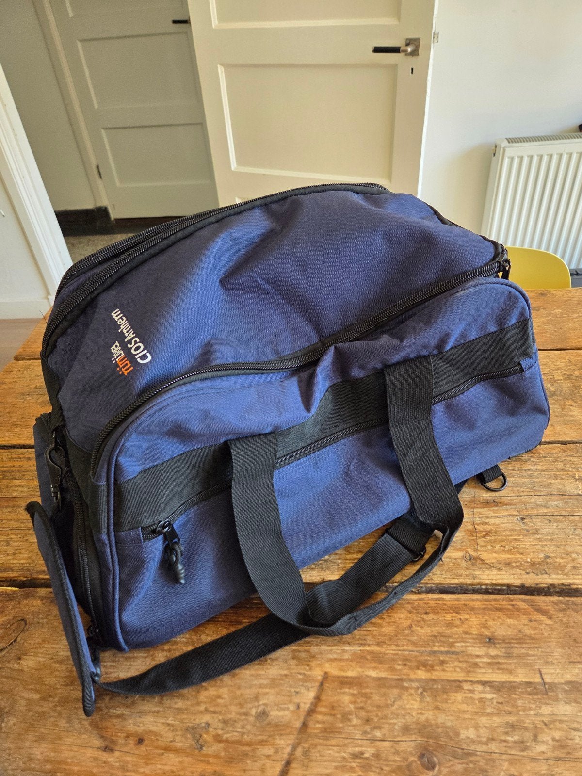 Ongebruikte CIOS Arnhem sporttas/reistas - Donkerblauw, 40 tot 60 cm, 20 tot 30 cm, Blauw, Nieuw