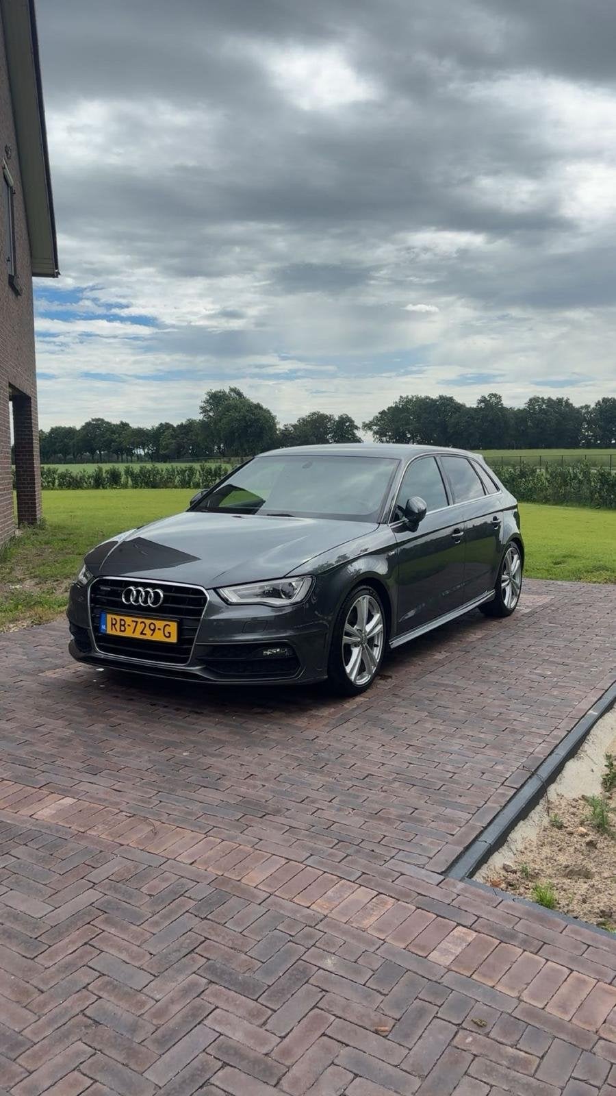 Audi A3 2.0 TDI 135KW SB Quattro AUT 2014 Grijs, 1800 kg, 4 cilinders, Leder en Stof, Diesel