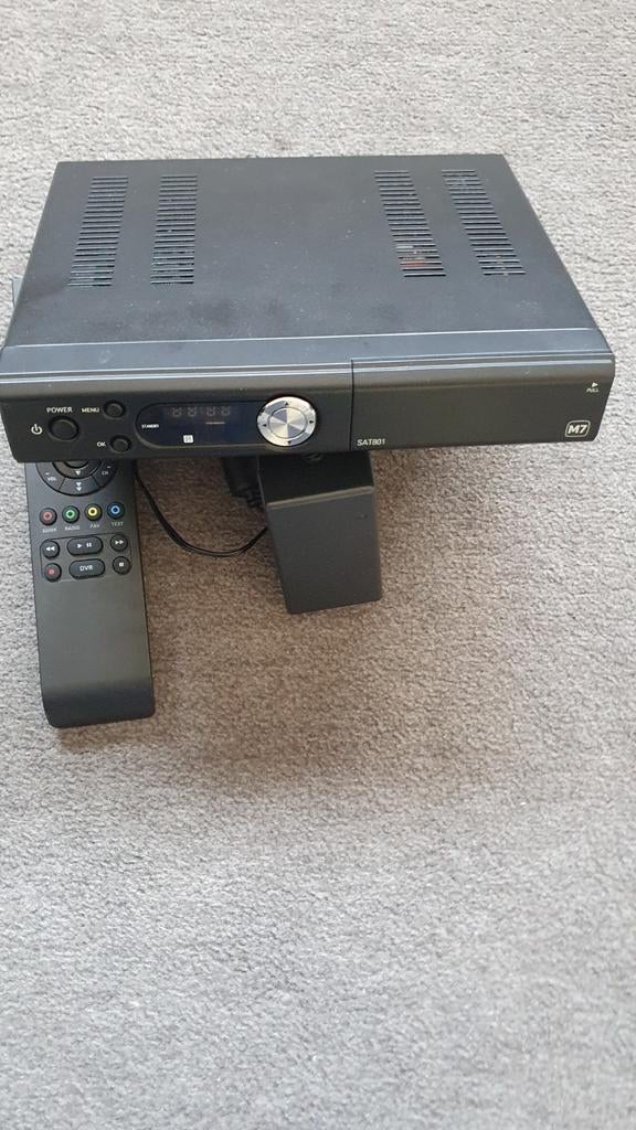 M7 SAT801 Satellietontvanger met afstandsbediening, Ophalen of Verzenden, Gebruikt, Decoder