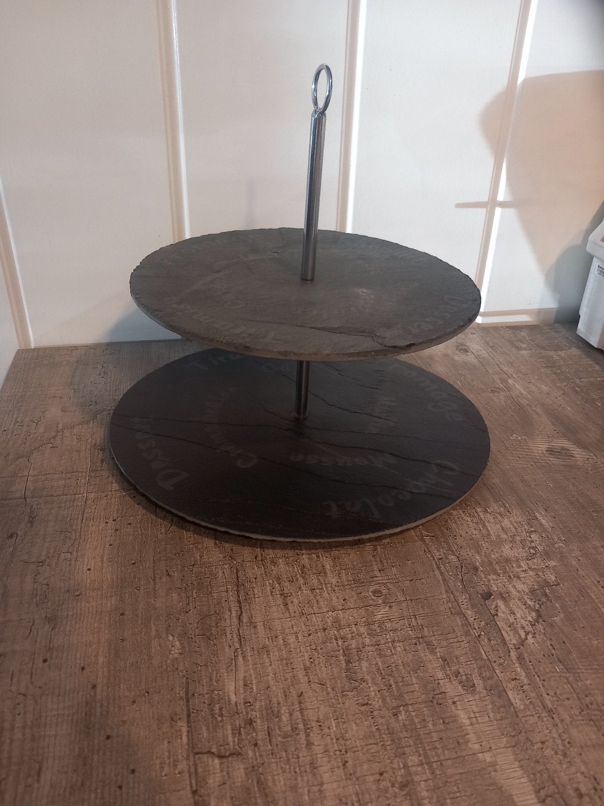 Leistenen etagere, Ophalen of Verzenden, Zo goed als nieuw, Steen/keramiek, Demontabel