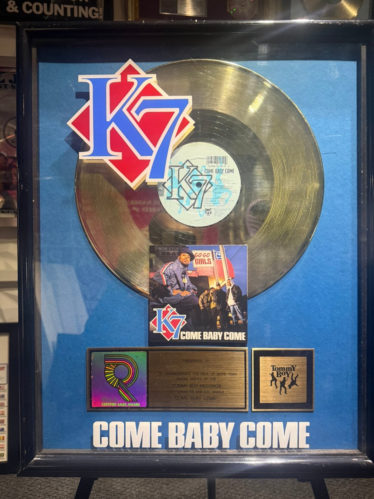 K7 RIAA Goud award Come Baby Come (Hip Hop/ Rap USA Music), Verzamelen, Ophalen of Verzenden, Zo goed als nieuw, Cd of Plaat