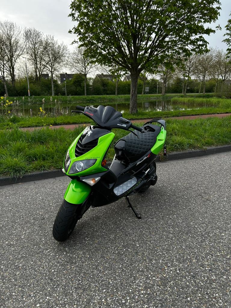 Peugeot Speedfight 2 50cc, Fietsen en Brommers, Scooters | Peugeot, Ophalen, Tweetakt, Maximaal 45 km/u, Zo goed als nieuw