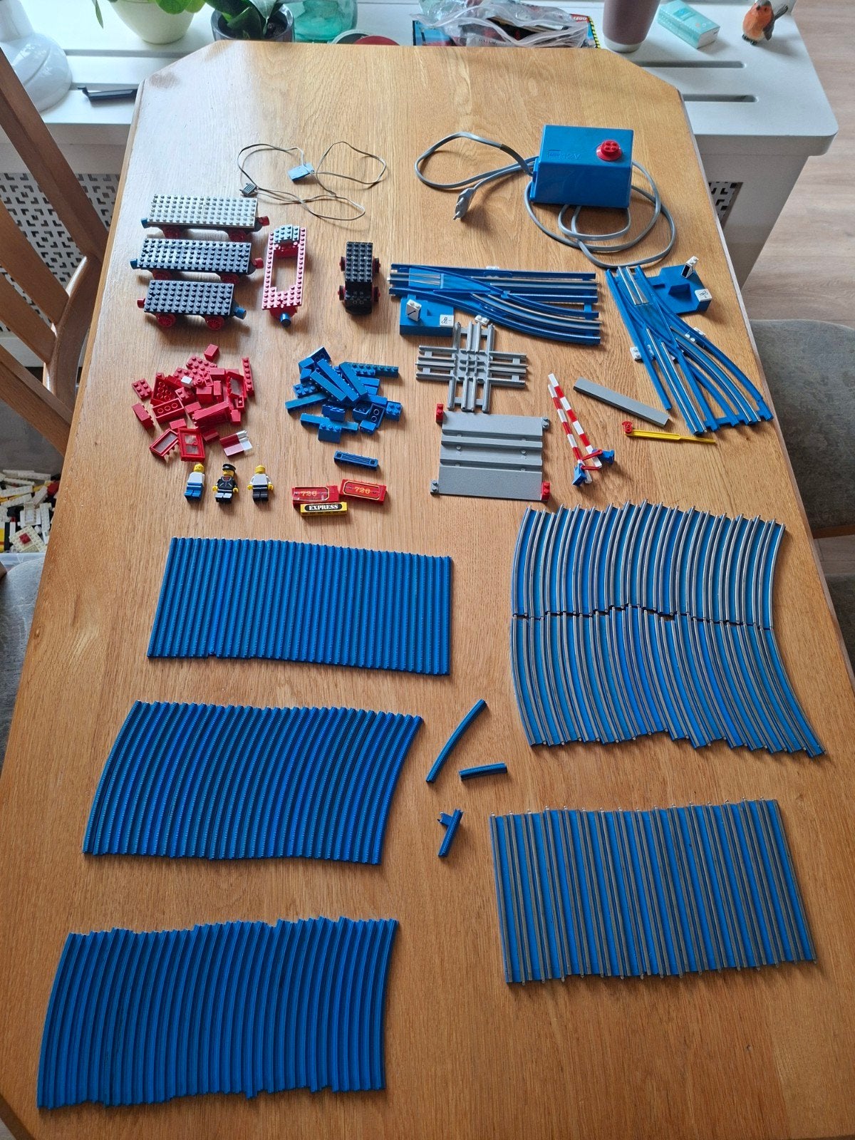 lego 12 Volt rails en extra's, Kinderen en Baby's, Speelgoed | Duplo en Lego, Ophalen of Verzenden, Gebruikt