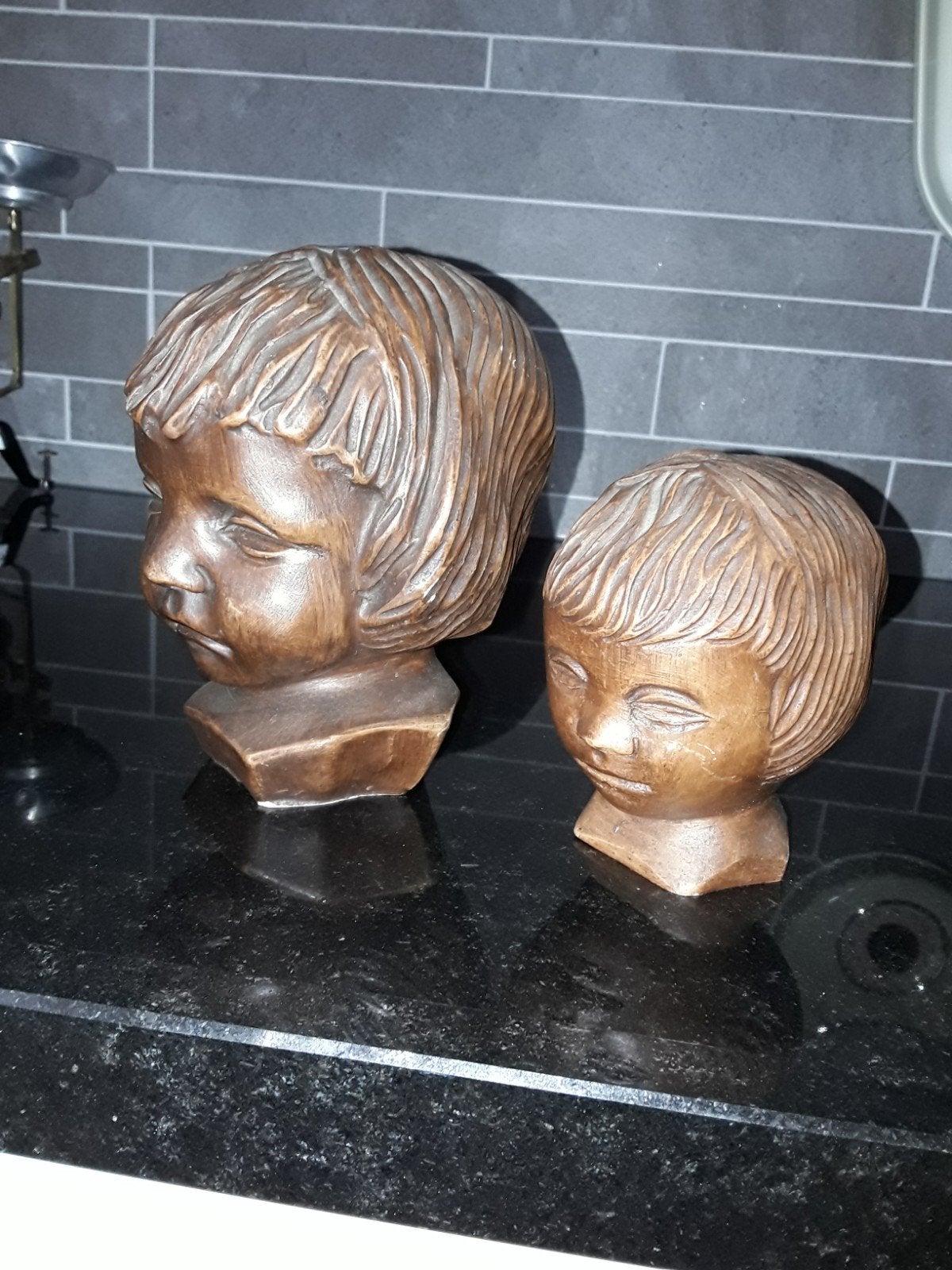 2 kinderkopjes gemerkt, Ophalen of Verzenden