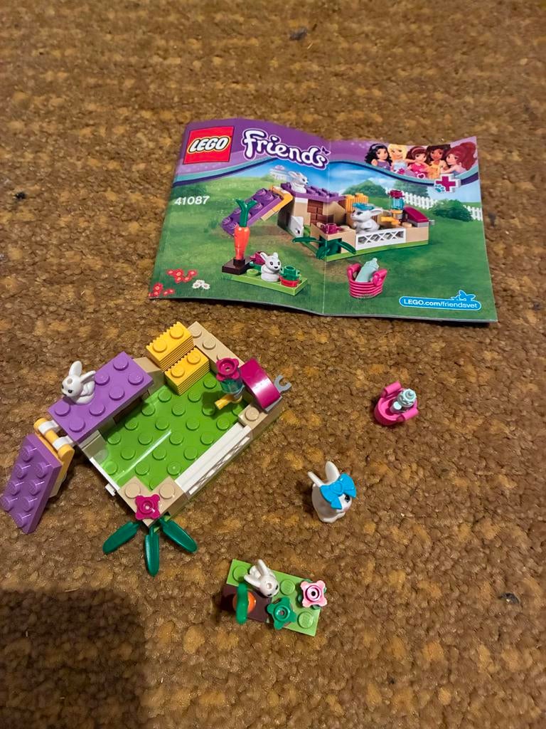 Lego Friends Konijnenhok 41087 met instructieboekje, Gebruikt, Lego, Friends, Ophalen of Verzenden