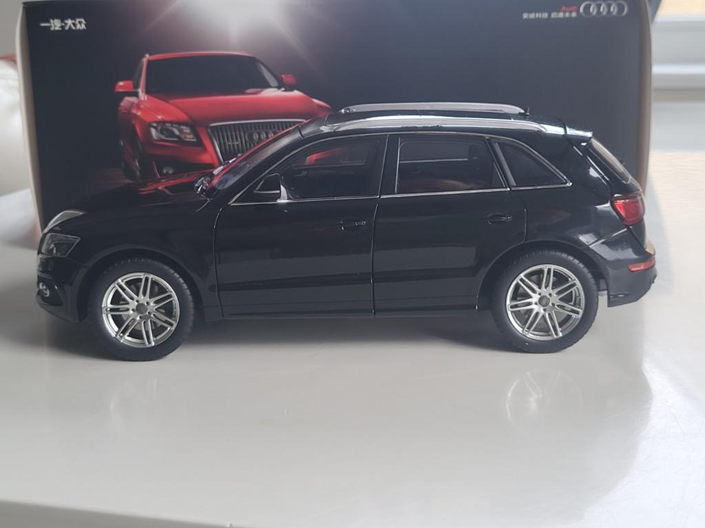 1:18 Paudi Audi Q5 like AutoArt, BBR, Auto, Autoart, Zo goed als nieuw