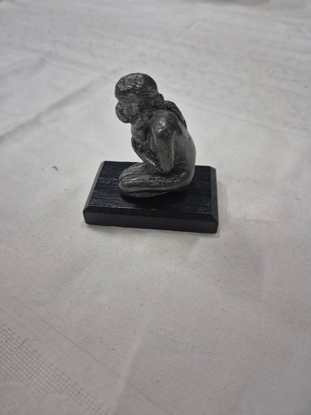 Corry Ammerlaan-van Niekerk - Moeder met Kind (Tin), Minder dan 20 cm, Ophalen of Verzenden, Op sokkel, Beeld