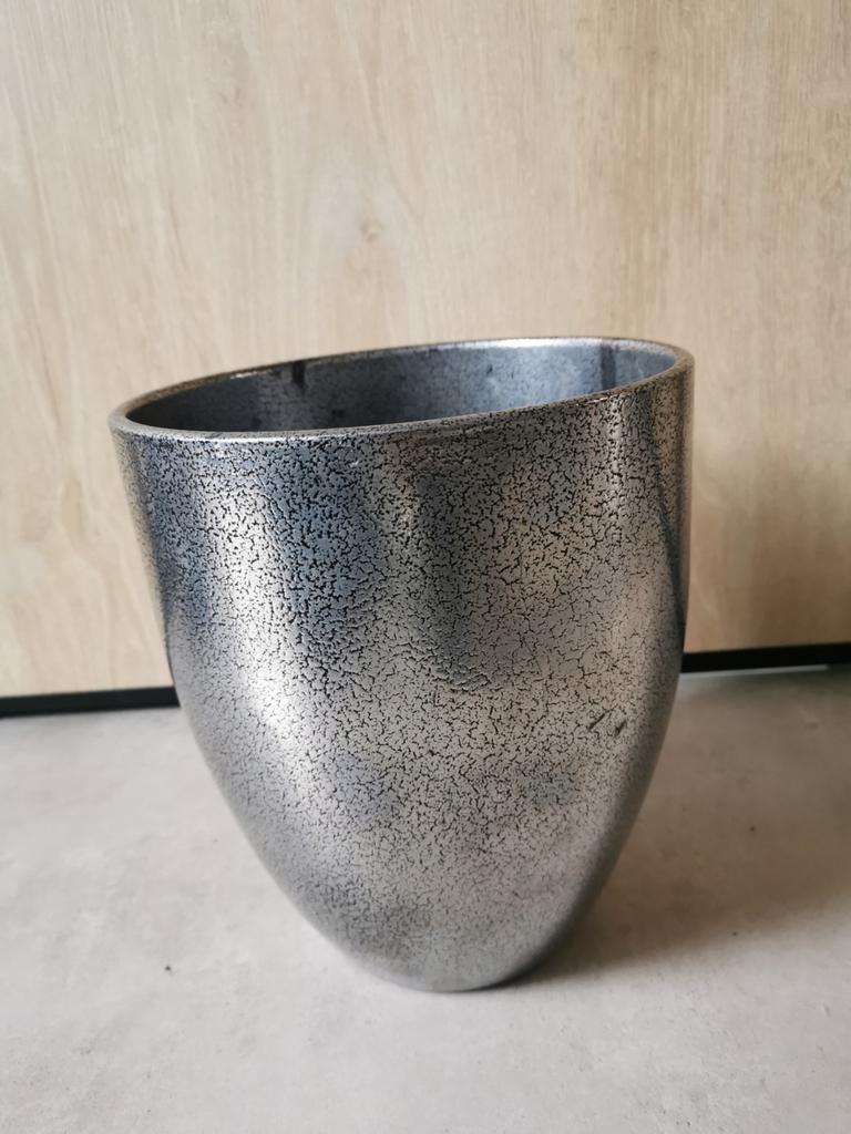 Bloempot zilver 24 cm hoog, Ophalen, Rond, Binnen, Zo goed als nieuw