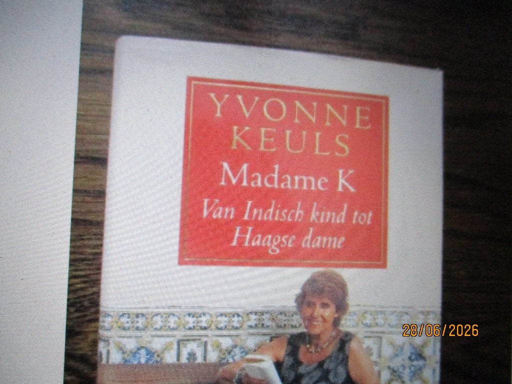 Madame K Auteur: Yvonne Keuls 9789026317378 #, Ophalen of Verzenden, Zo goed als nieuw