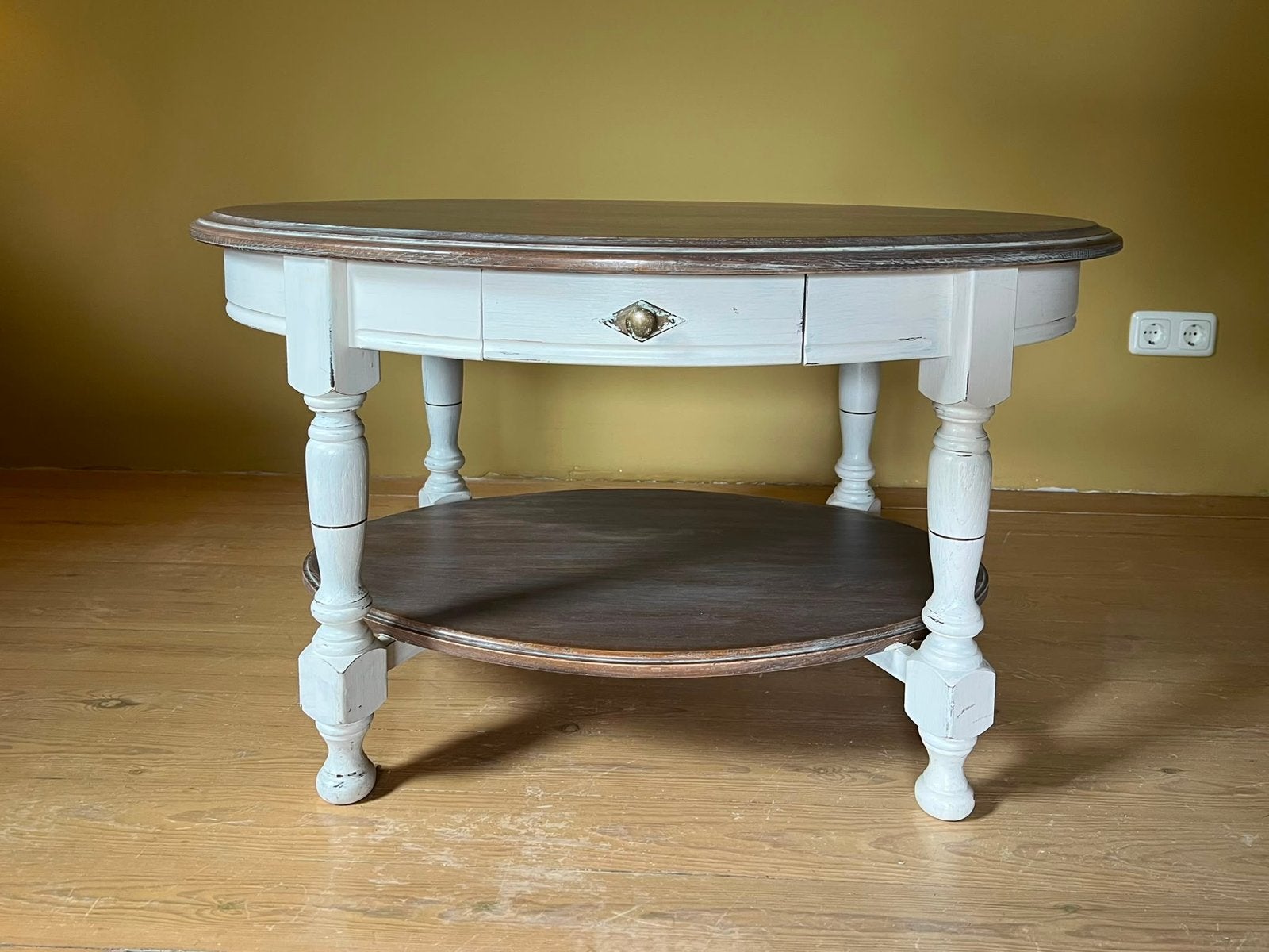 Ovale salontafel met twee lades, Huis en Inrichting, Tafels | Salontafels, Ophalen, 50 – 75, Gebruikt, 100 tot 150 cm