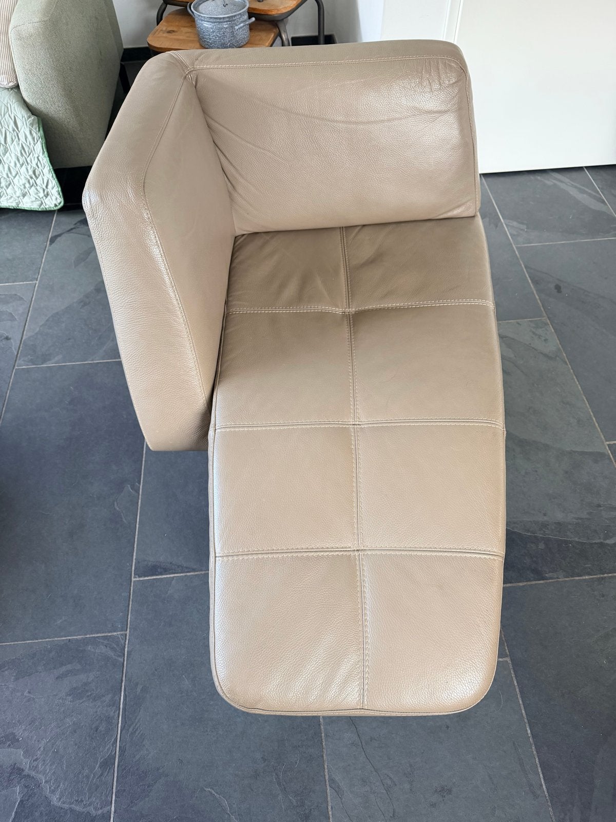 Montel chaise longue - Beige leer, Huis en Inrichting, Fauteuils, Ophalen, Leer, Zo goed als nieuw, 75 tot 100 cm