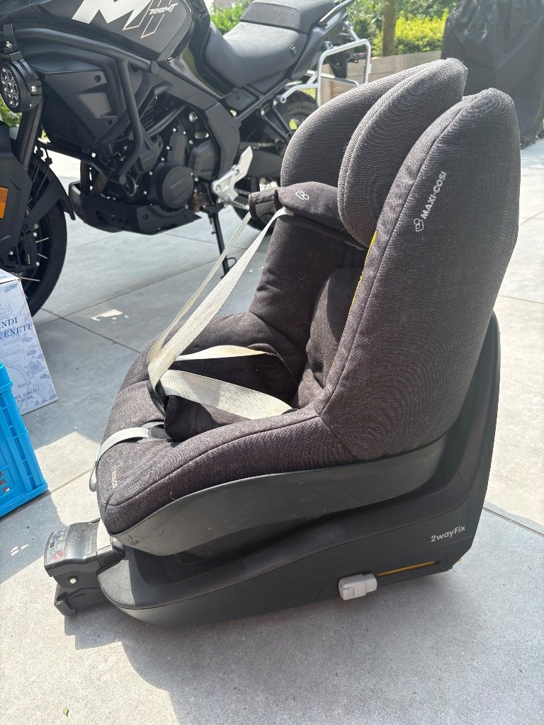Isofix 2-way inclusief autostoel pearl, Ophalen, Gebruikt, 9 t/m 18 kg, Slaapstand