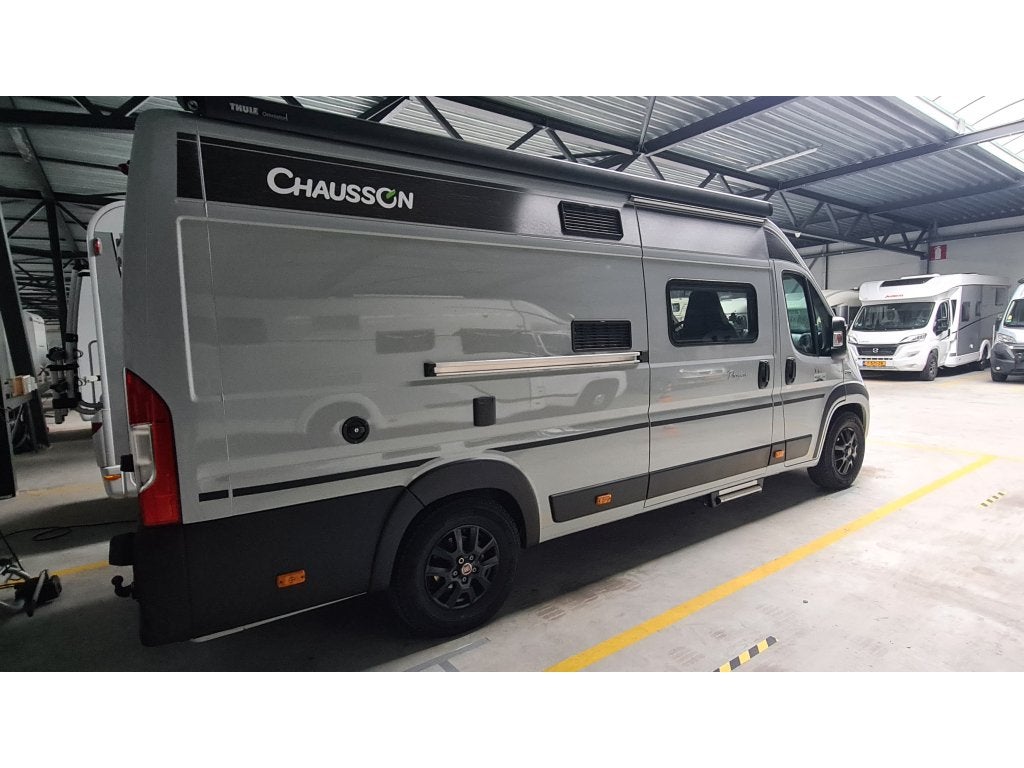 Chausson premium V697 (1047668), Chemisch toilet, Fiat, Chausson, Koelkast