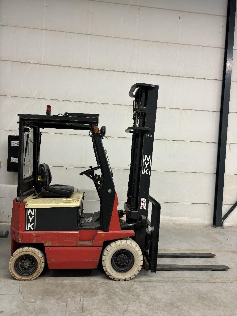 NYK FB15P Heftruck 1500KG 6.0M Tryplex hefmast, Zakelijke goederen, Machines en Bouw | Heftrucks en Intern transport, Ophalen