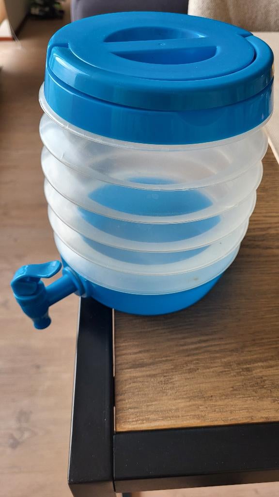 Opvouwbare watercontainer / drankdispenser met kraantje, Ophalen, Gebruikt