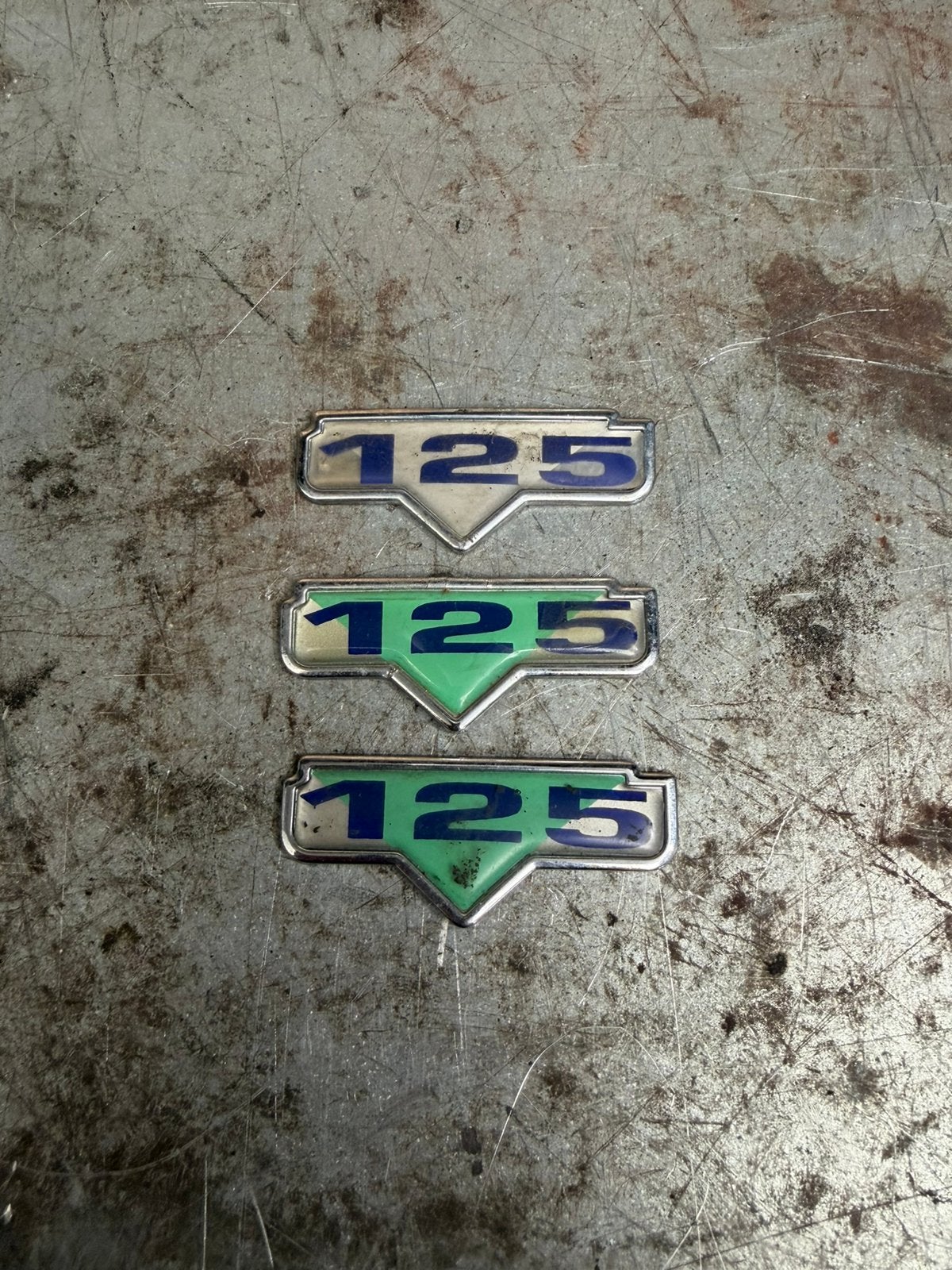 Piaggio skr beenschild embleem 125cc 180cc, Ophalen of Verzenden