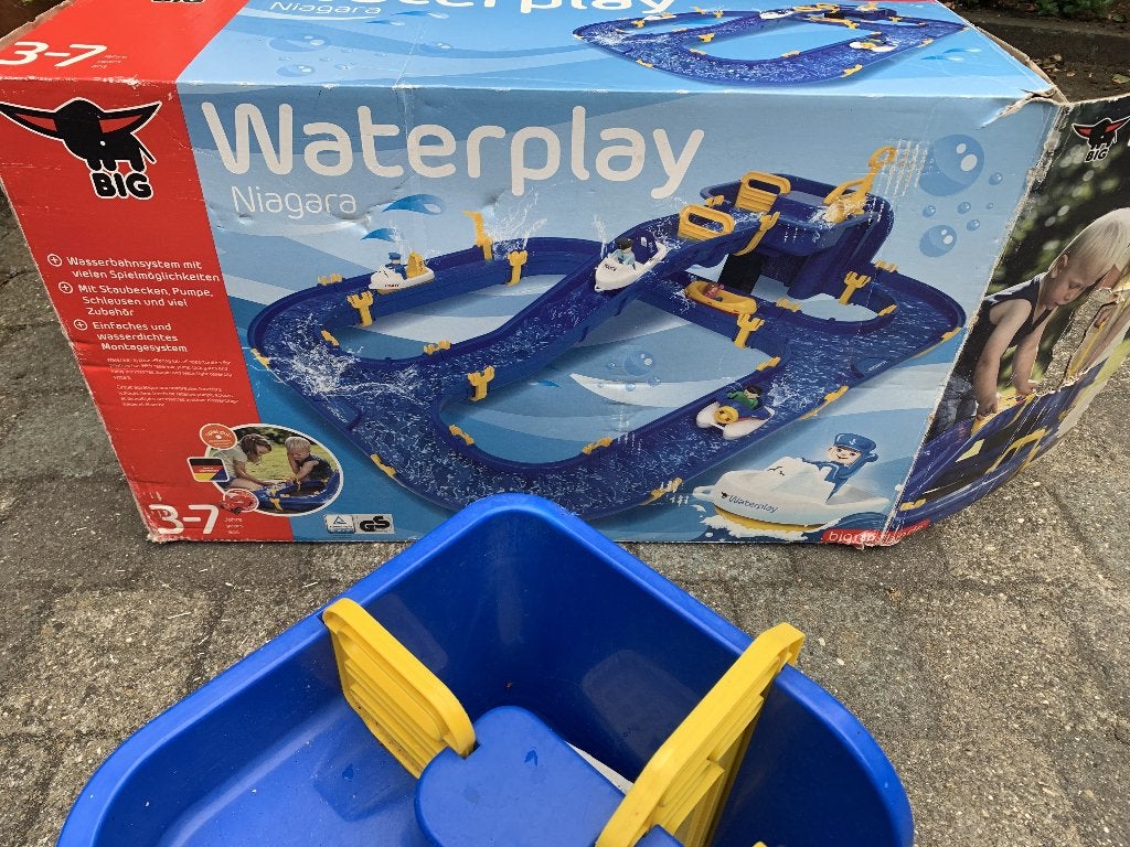 BIG - Waterplay Niagara plus nog een kleine gratis erbij!, Kinderen en Baby's, Speelgoed | Buiten | Los speelgoed, Ophalen of Verzenden