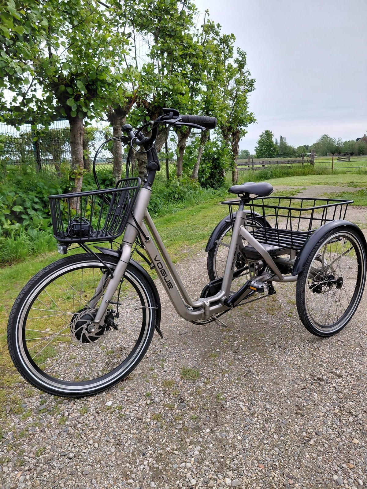 Vogue tri-velo elektische driewielfiets, Fietsen en Brommers, Ophalen, Zo goed als nieuw