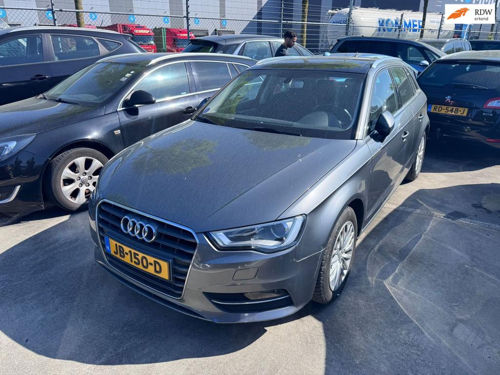Audi A3 Sportback 1.4 TFSI CoD Ambiente Pro Line plus, Voorwielaandrijving, Gebruikt, Euro 6, 150 pk