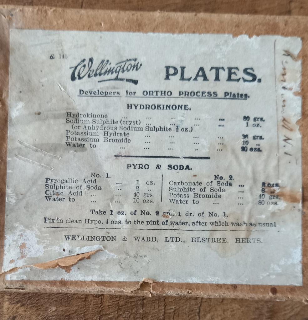 13 antieke lantaarn glas dia's, Wellington Plates, in doosje, Antiek en Kunst, Antiek | Religie, Ophalen of Verzenden
