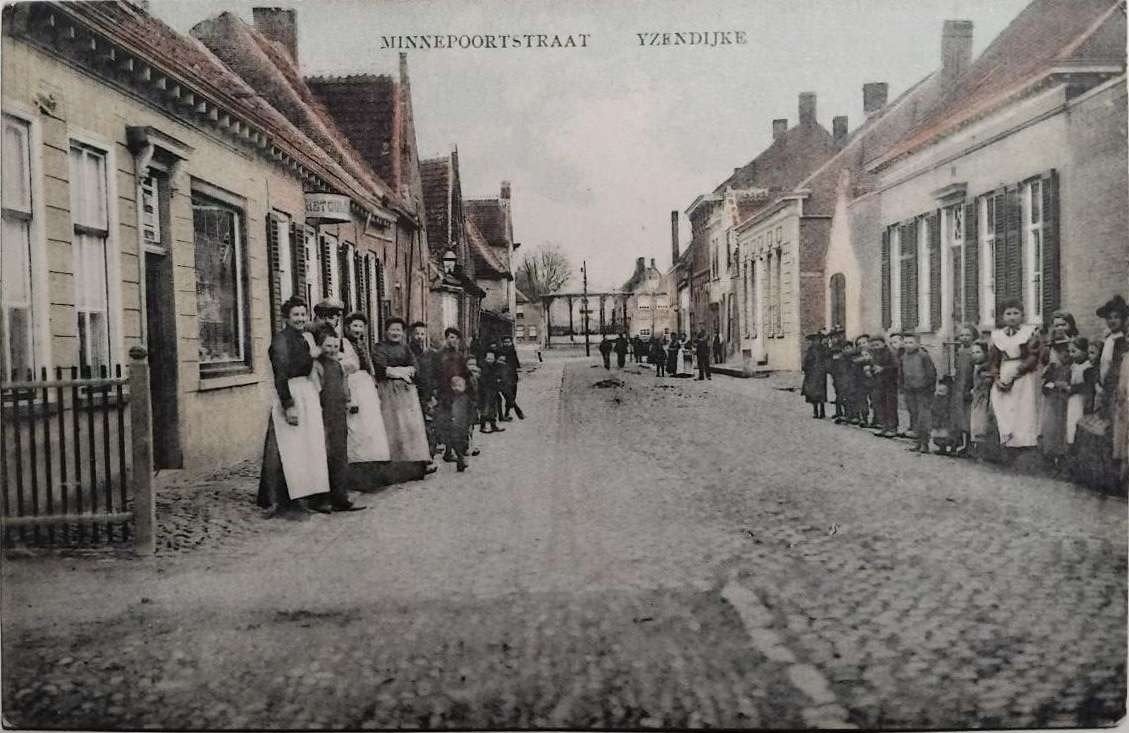 IJzendijke (Yzendijke) – Minnepoortstraat – 1905, Ophalen of Verzenden, Voor 1920, Ongelopen, Zeeland