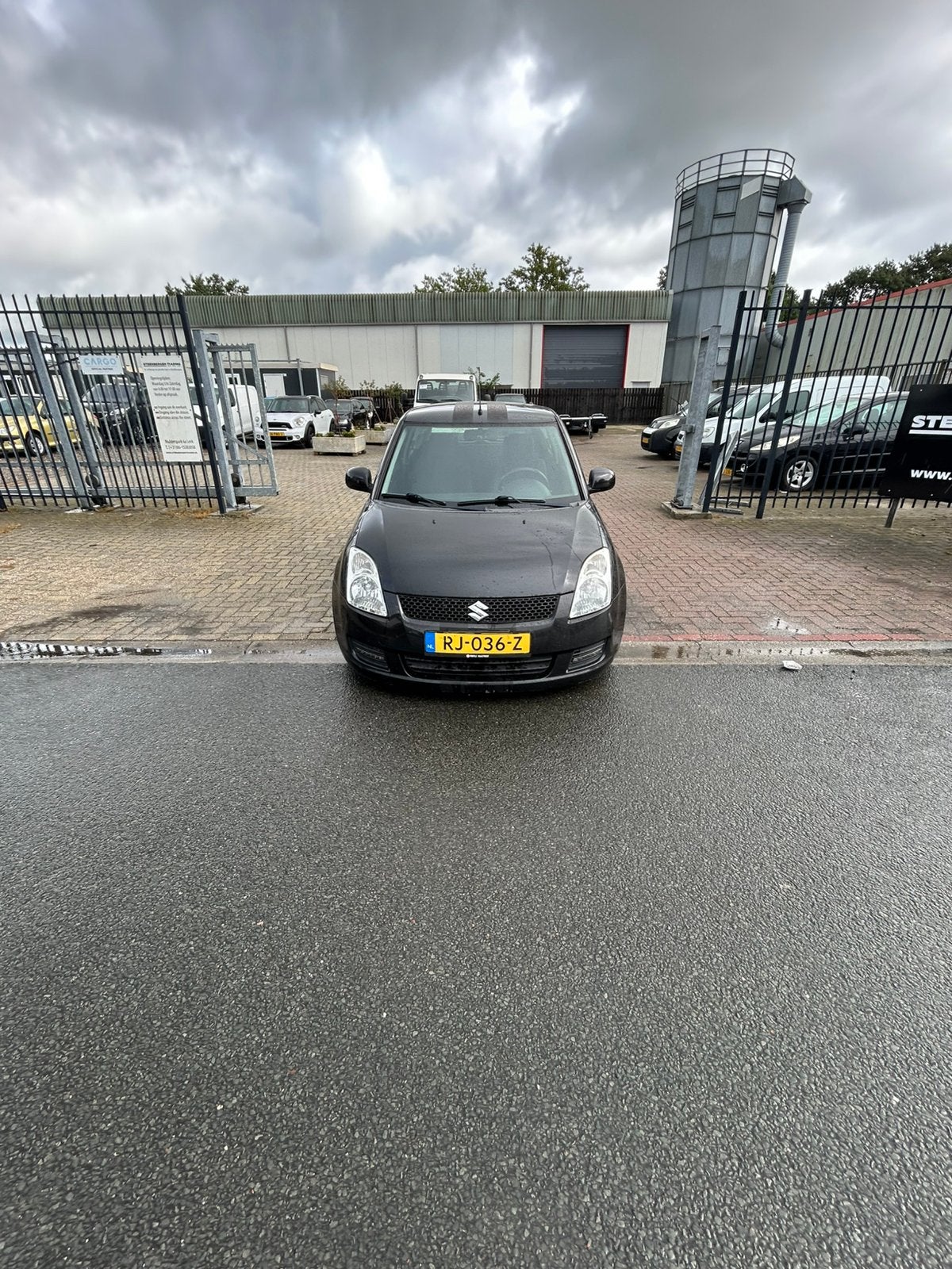 Suzuki Swift 1.3 3D 2008 Zwart, 31 €/maand, Bedrijf, Handgeschakeld, 92 pk