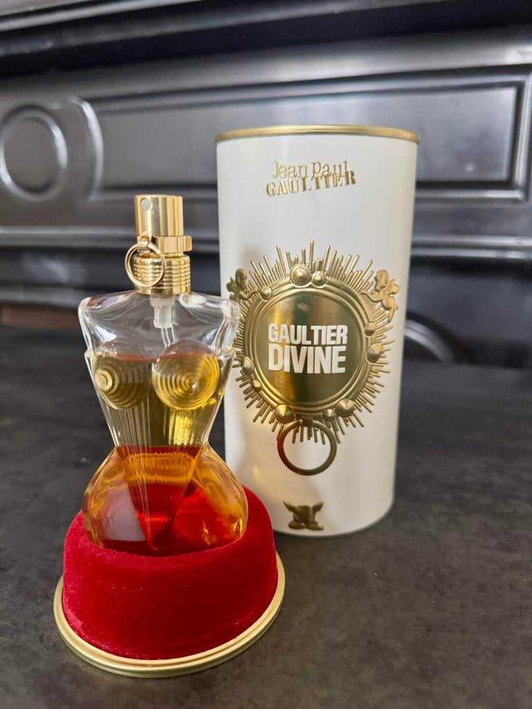 Gaultier Divine parfum, 30 ml., Verzamelen, Parfumverzamelingen, Ophalen of Verzenden, Zo goed als nieuw, Miniatuur