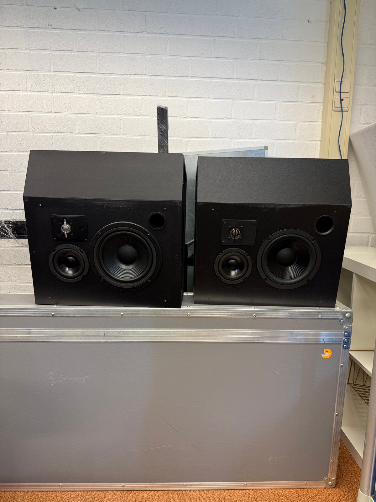 JBL 8330 speakers THX, Ophalen, Zo goed als nieuw, Minder dan 60 watt, JBL