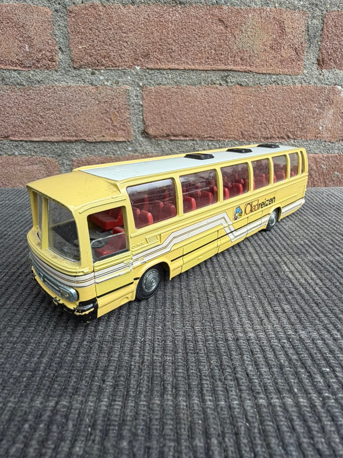 Tekno Mercedes-Benz O 302 bus “OAD”, Ophalen of Verzenden, Gebruikt, Bus of Vrachtwagen, Tekno
