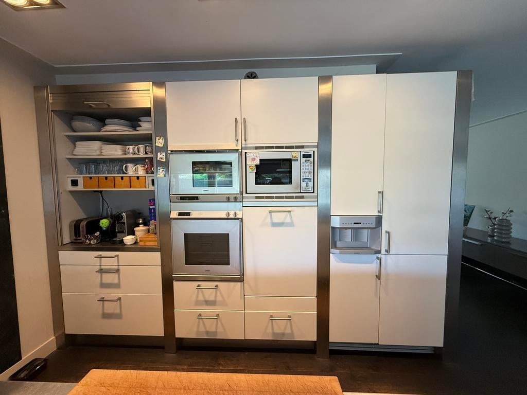 Keuken Wit/RVS met eiland, Ophalen, Zo goed als nieuw, Wit, Overige typen