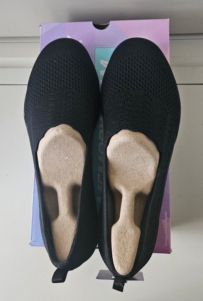 Nieuwe Skechers instappers memory foam zwart mt 40 valt 41, Kleding | Dames, Skechers, Nieuw, Ophalen of Verzenden, Instappers