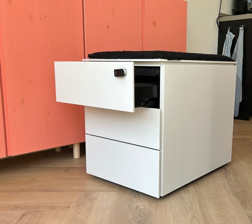 Ladeblok op wielen, Ophalen, Minder dan 50 cm, Gebruikt, 3 of 4 laden