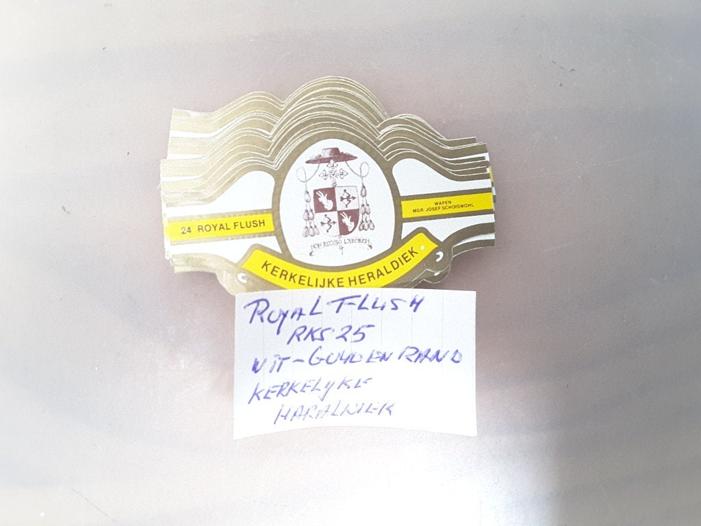 Sigarenbandjes royal flush rks 25 kerkelijke heraldiek, Ophalen of Verzenden, Nieuw, Sigarenbandjes