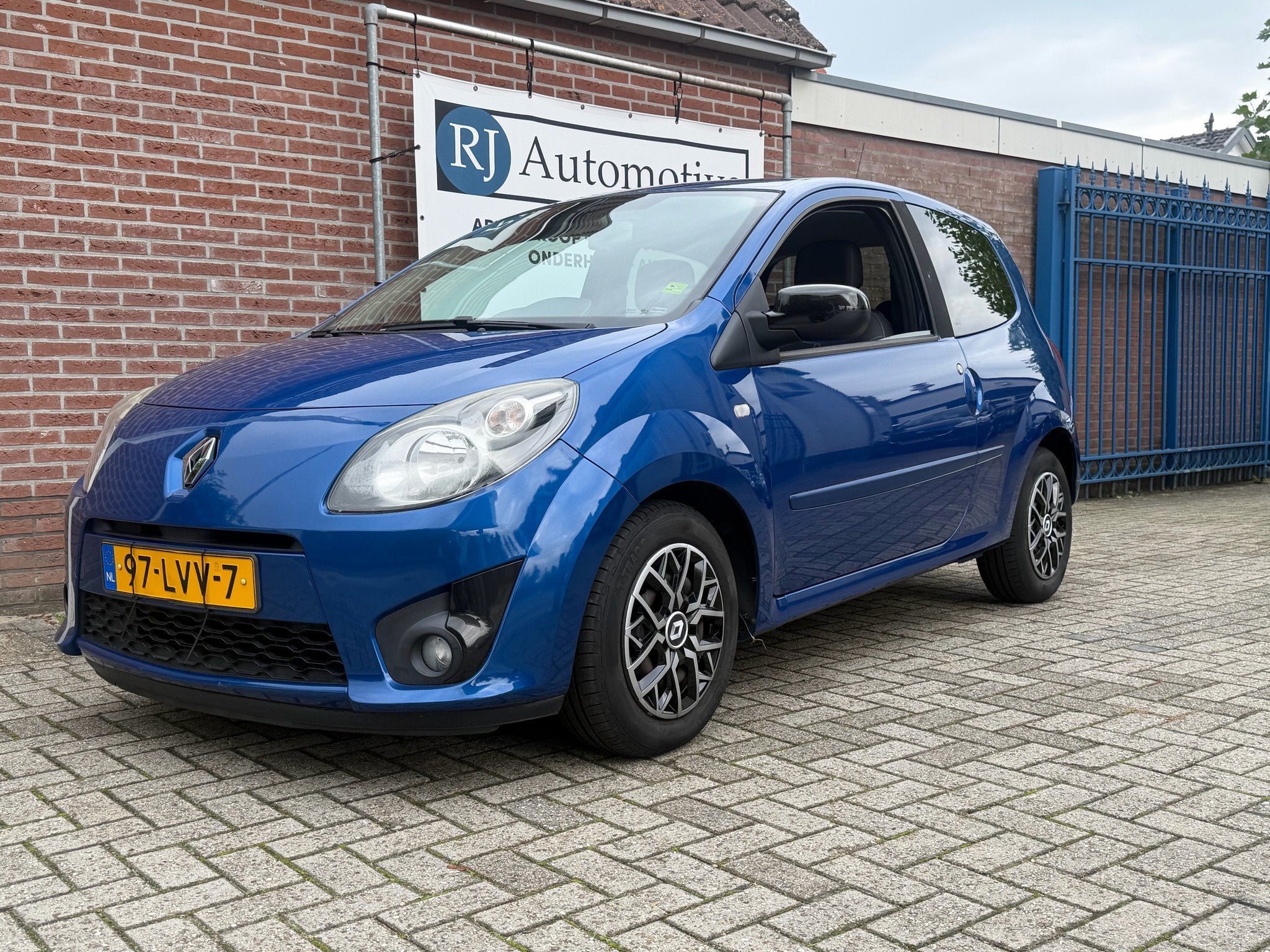 Renault Twingo 1.2-16V Dynamique APK 7-2027/NAP/AIRCO, 21 km/l, 839 kg, Twingo, Gebruikt