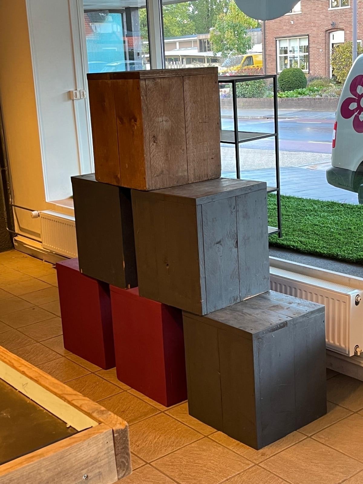 Houten Presentatie Kubussen - Set van 6, Ophalen