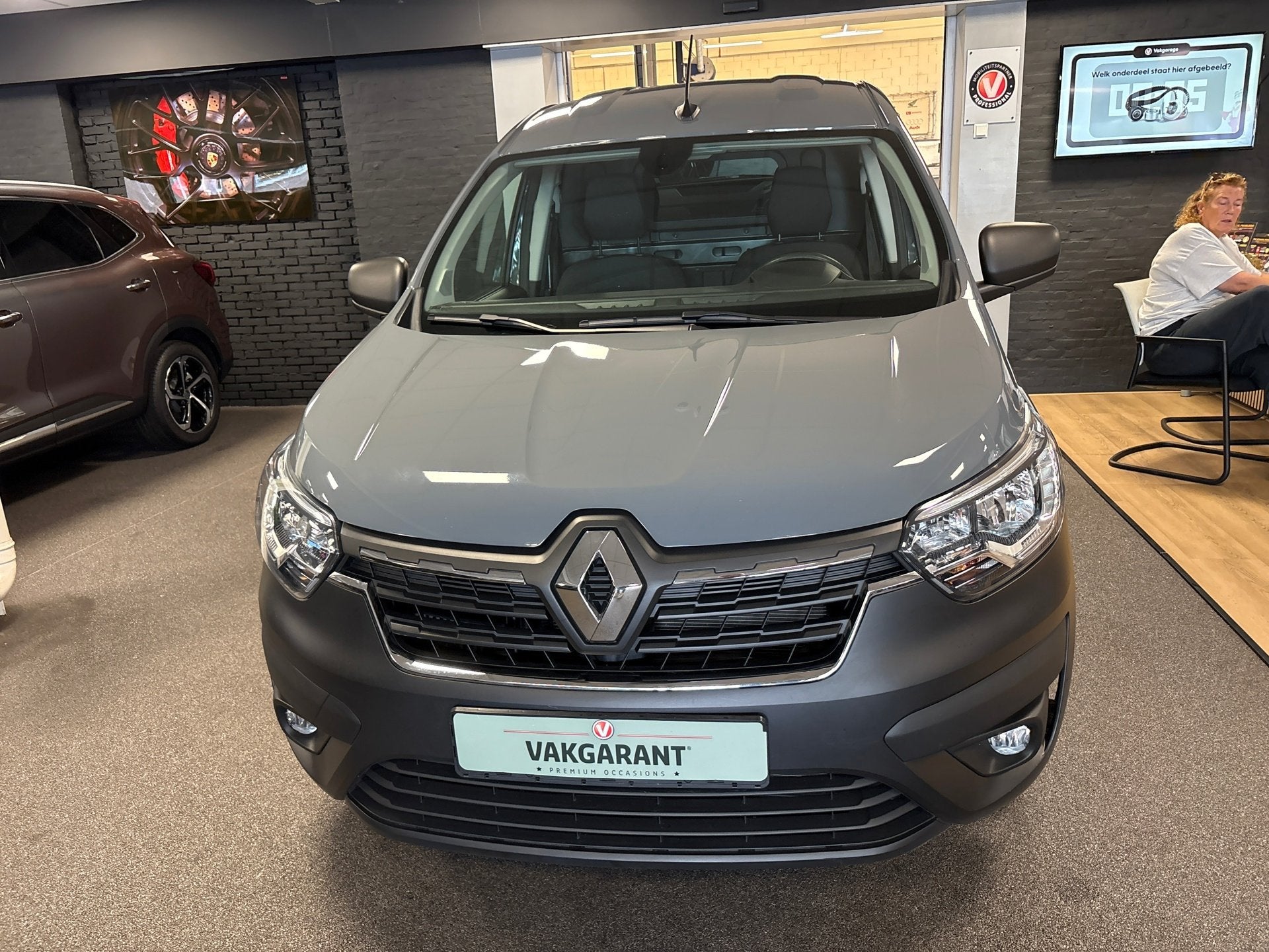 Renault EXPRESS 1.3 TCe 100 Comfort,airco/cruisec/pdc/mf stu, Voorwielaandrijving, Dealer onderhouden, 15 km/l, Gebruikt