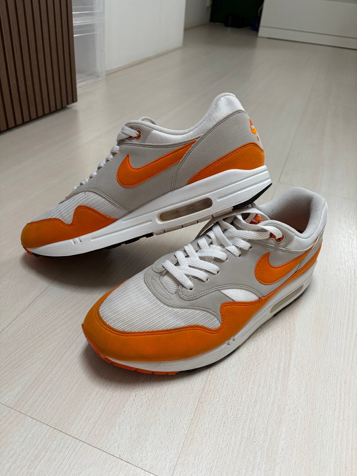 Nike Air Max 1 Anniversary Orange Maat 46, Kleding | Heren, Schoenen, Overige kleuren, Nieuw, Ophalen of Verzenden, Sneakers of Gympen