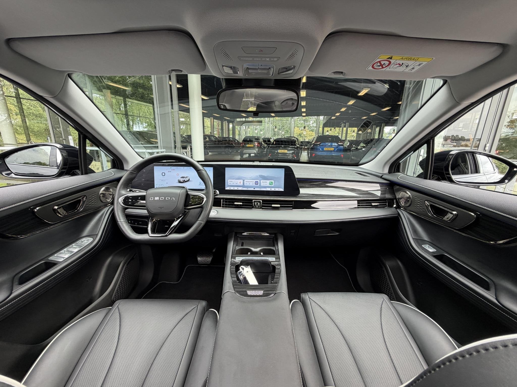 Omoda 5 1.5 T-GDi SHS-H Premium 224PK | Trekhaak | Sunroof |, Auto's, Gebruikt, 4 cilinders, 2 kWh, Zwart