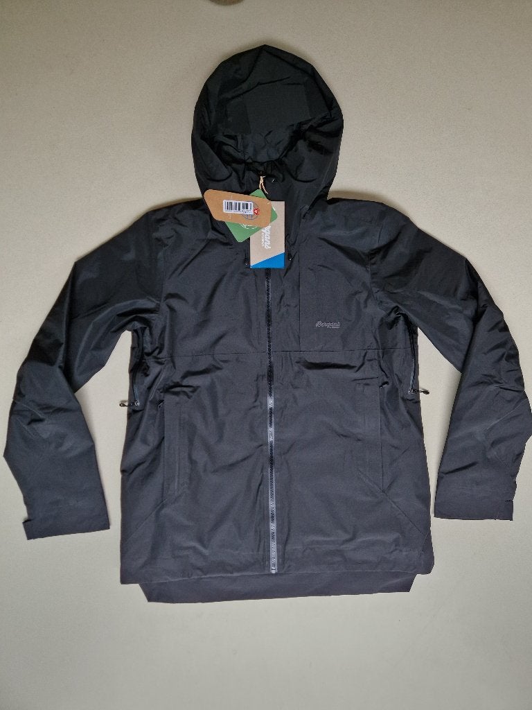 Bergans Stranda Jacket Men's Large (nieuw), Kleding | Heren, Ophalen of Verzenden, Zo goed als nieuw, Maat 52/54 (L), Zwart