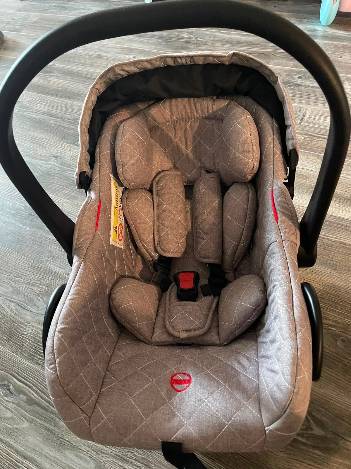 3-in-1 Combiwagen met autostoeltje en reiswieg, Kinderen en Baby's, Kinderwagens en Combinaties, Overige merken, Gebruikt, Ophalen of Verzenden