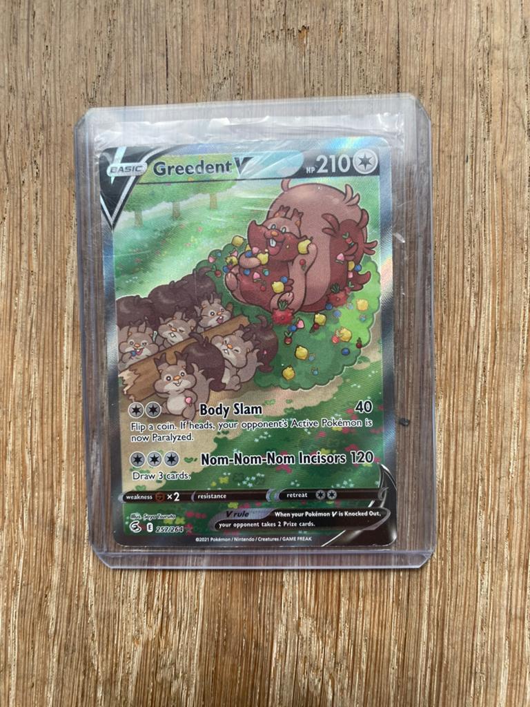 Greedent V Pokemon Kaart 257/264, Ophalen, Zo goed als nieuw