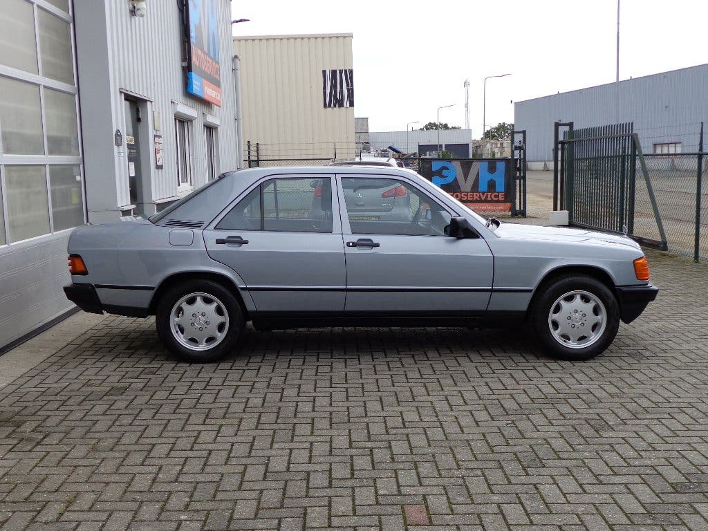 Mercedes 190 E 1984 met slechts 81265 KM 1 eigenaar, foto 7